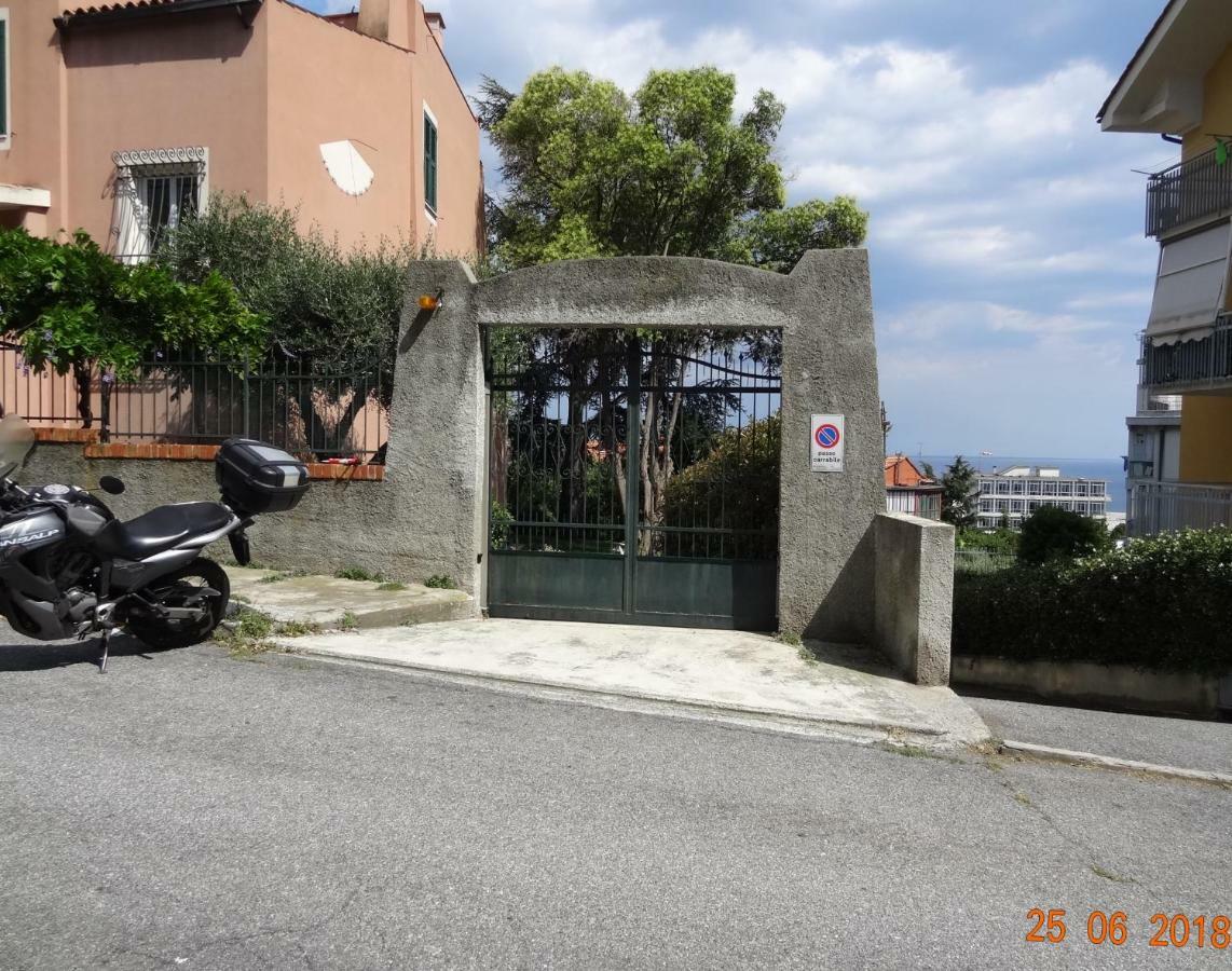 Bed & Blu Apartment Savona Luaran gambar