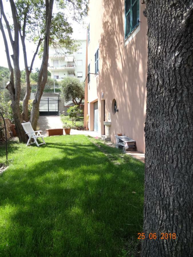 Bed & Blu Apartment Savona Luaran gambar